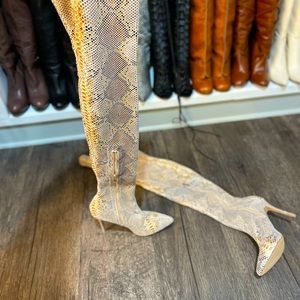 Snake print boot